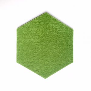 hexagon onderzetter - set van vier in olijfgroen, handgemaakt uit duurzaam vilt