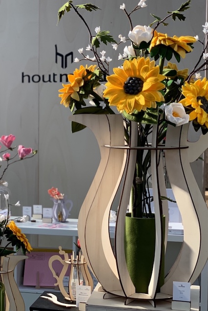 vaas xxl gemaakt van lokaal populieren hout en blikvanger in jouw interieur