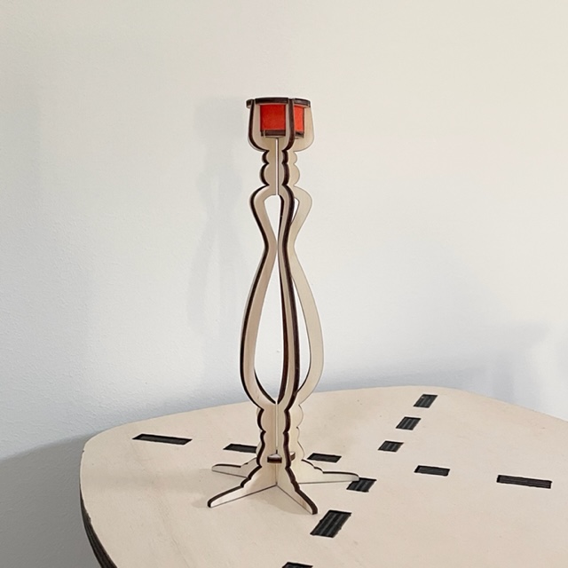 prachtige, elegante Dutch design kandelaar grootste zus is een plaatje om te zien